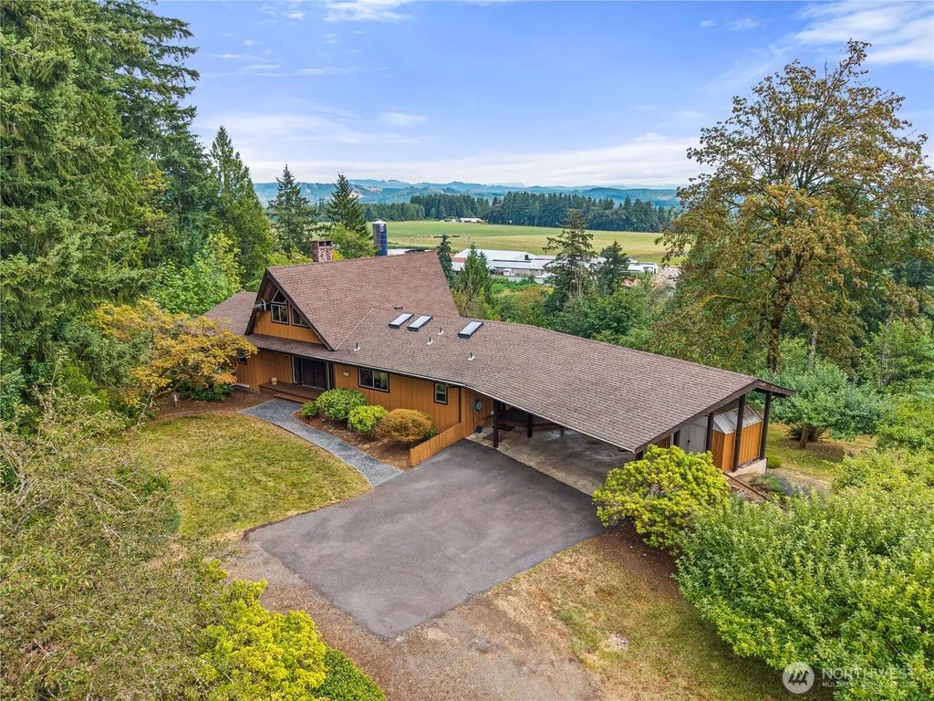 432 Brim Road, Onalaska
