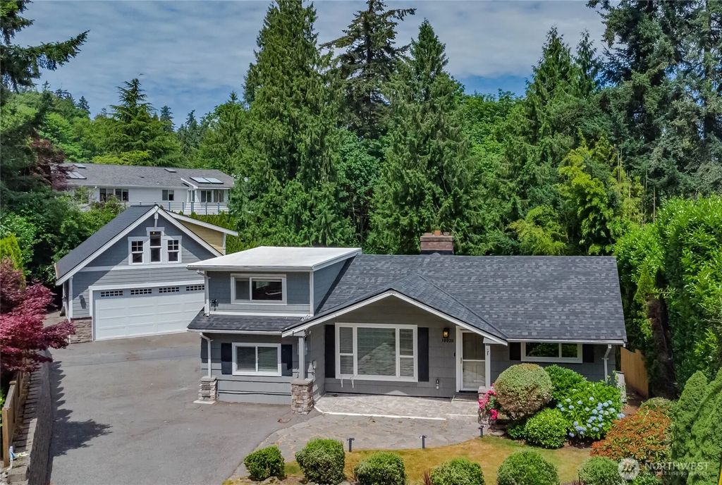 10020 Se 7th Street, Bellevue