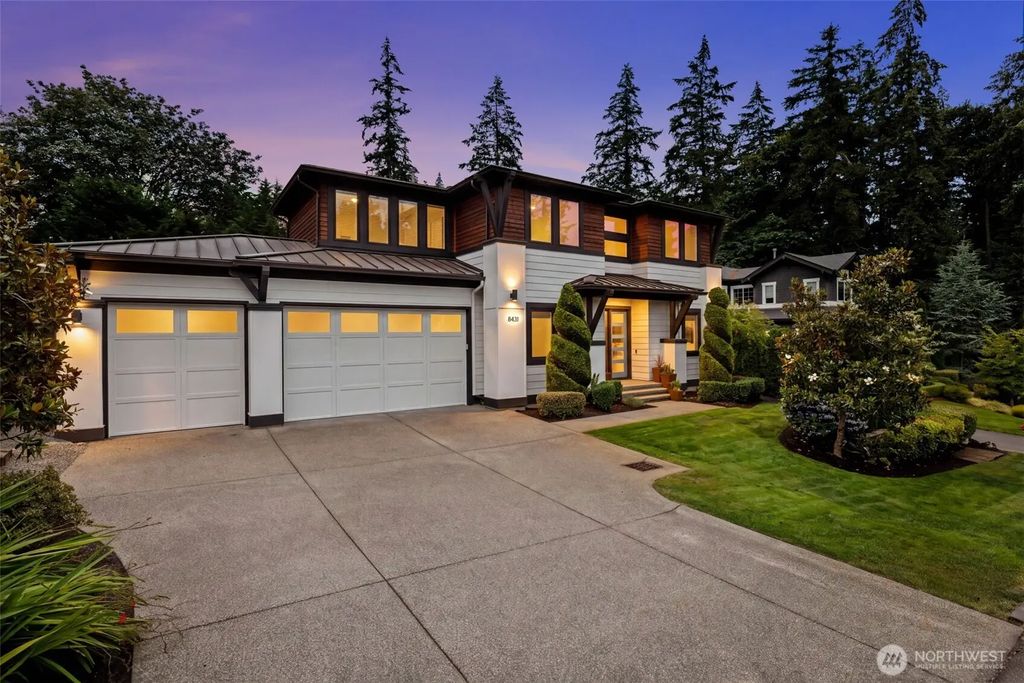 8431 Se 39th Street, Mercer Island