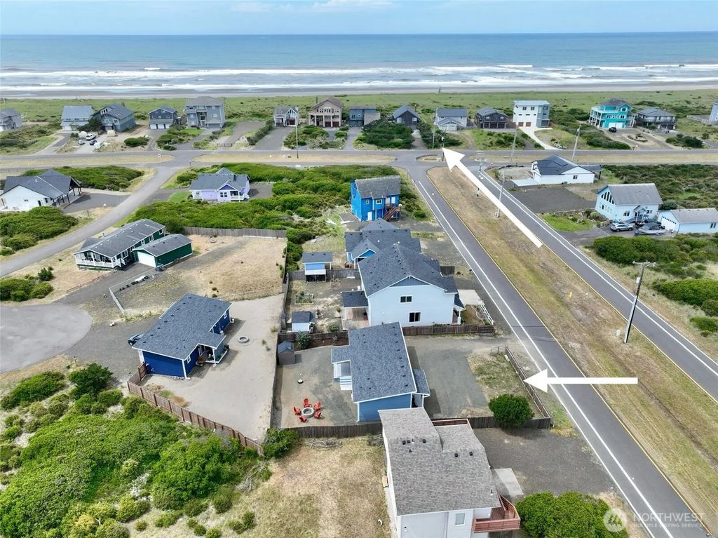 475 Sportsmens Street Sw, Ocean Shores