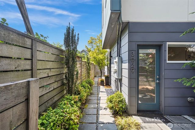 3029 Beacon Avenue S, Seattle