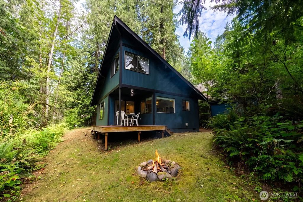 19059 Glacier Rim Drive, Glacier
