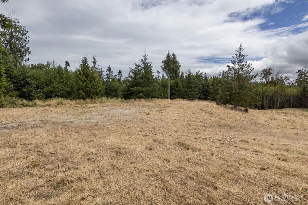 646 Tributary Lane, Port Angeles