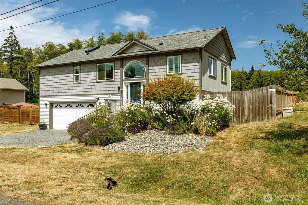 1243 Russell Drive, Coupeville