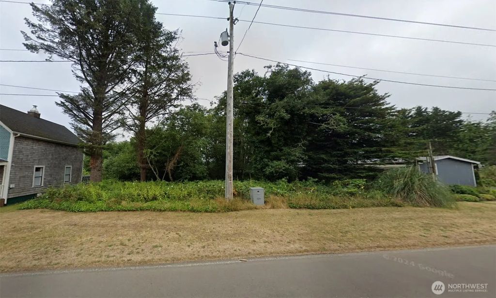 805 Lake Street Se, Ilwaco
