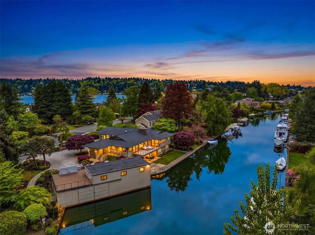61 Cascade Key, Bellevue