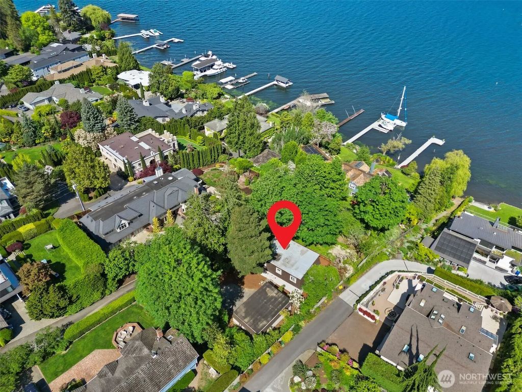 4442 95th Avenue Ne, Bellevue