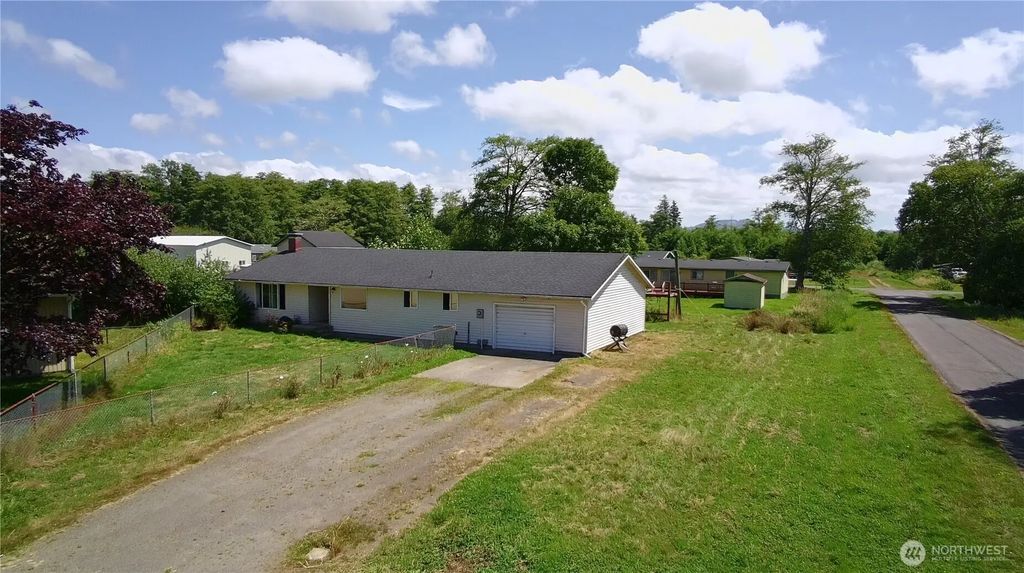 7207 Captain Robert Gray Drive, Ilwaco