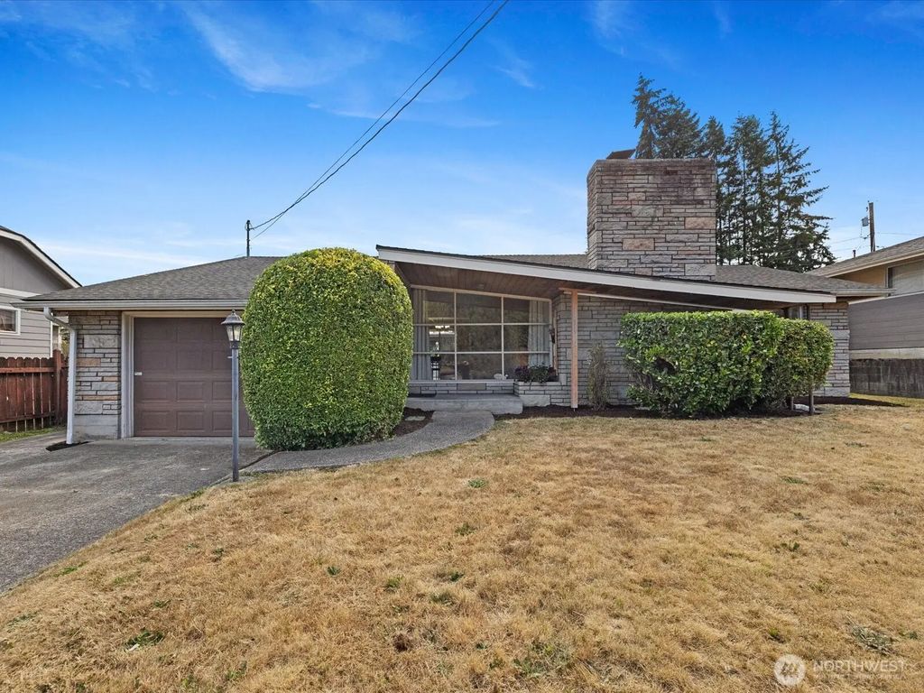 4507 Rucker Avenue, Everett