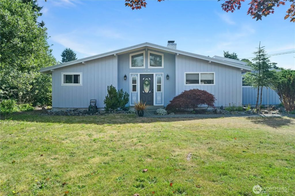 1814 S Forrest Street, Westport