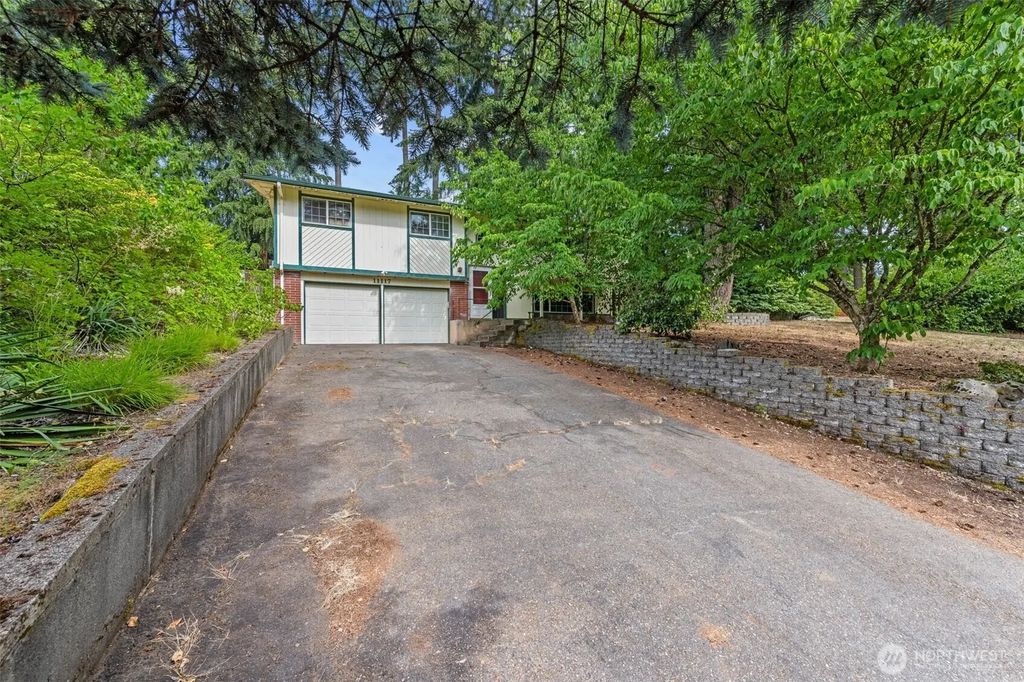 11117 Northstar Way Sw, Lakewood
