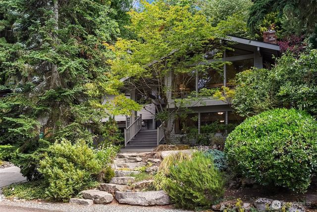 6560 81st Avenue Se, Mercer Island