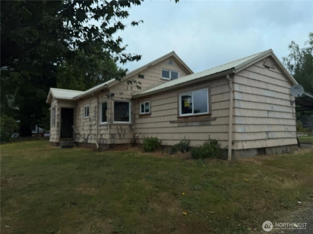 1507 Park Avenue, Raymond