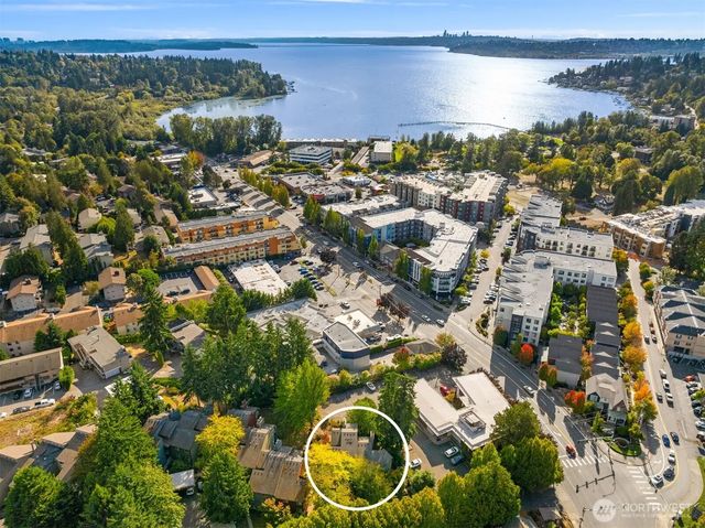 12014 98th Avenue Ne 101, Kirkland