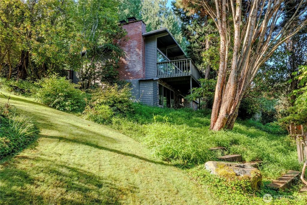 95 Marine Drive, Blakely Island