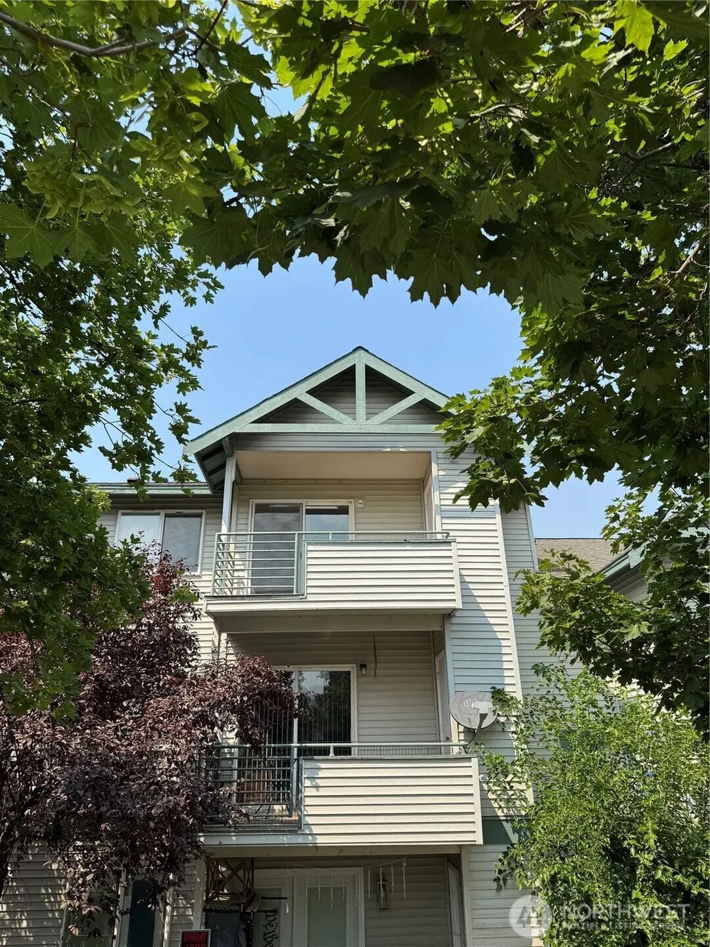 667 4th Street Ne L301, East Wenatchee