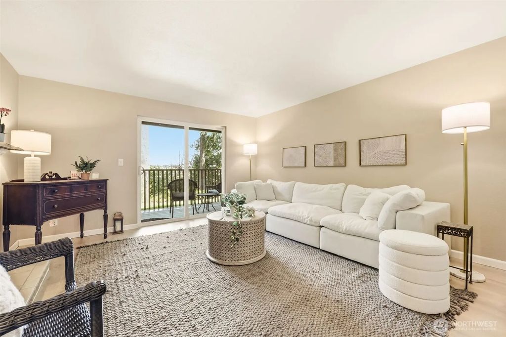 22105 66th Avenue W 1c, Mountlake Terrace