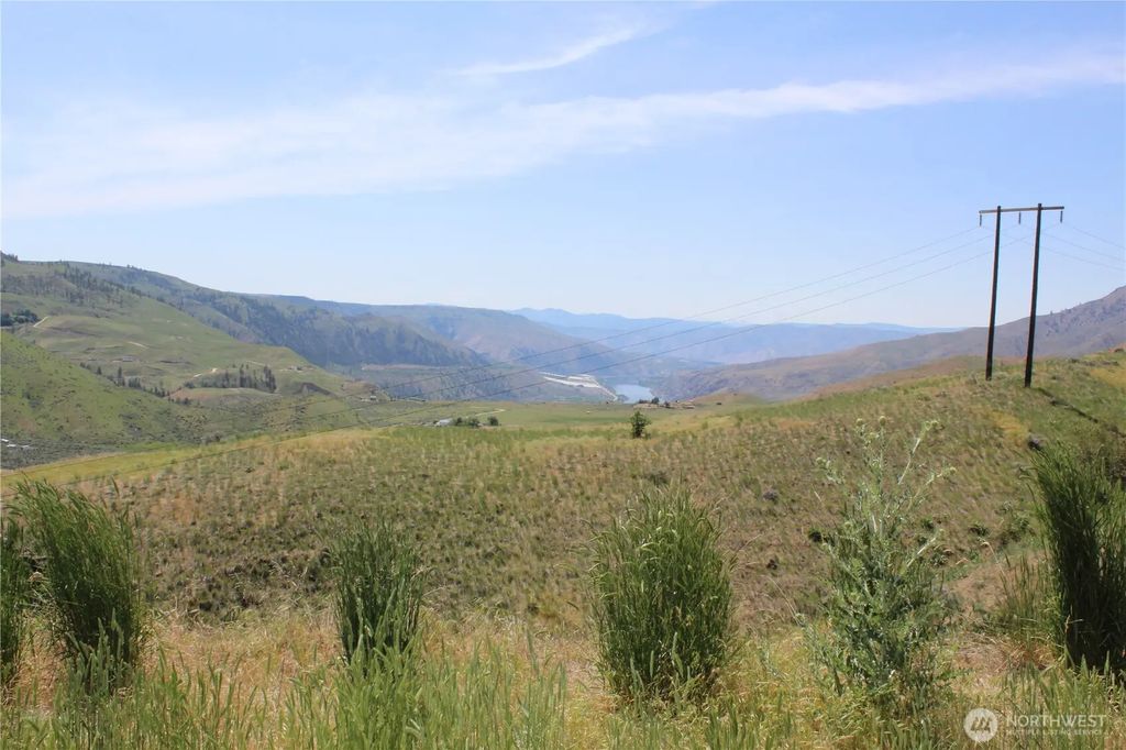 5 Combine Rd., Orondo