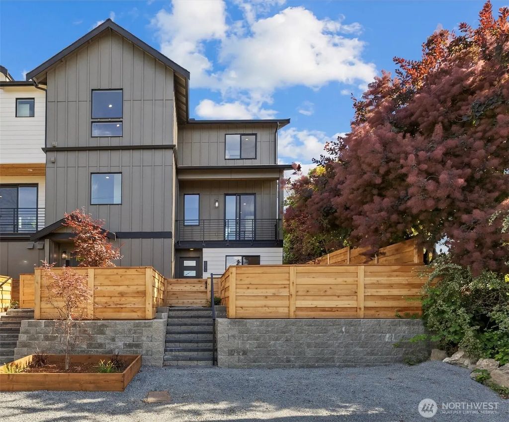 2615 Nw 87th Street, Seattle