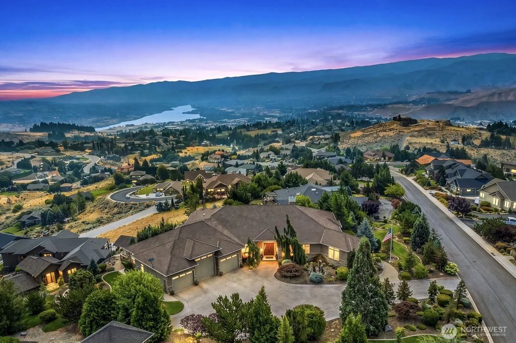 110 E Mountain Brooke Lane, Wenatchee
