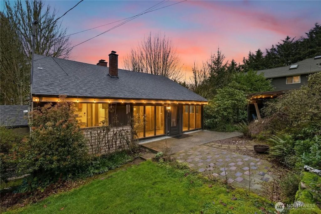 6526 Ne 198th Street, Kenmore