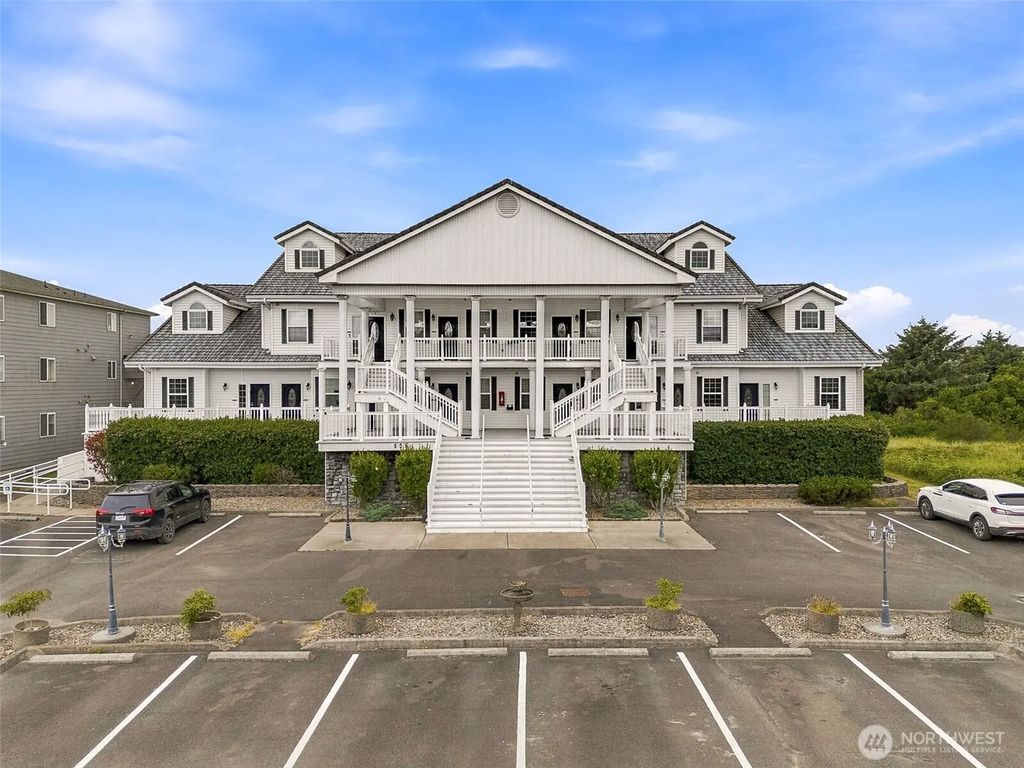 855 Ocean Shores Boulevard Nw 101, Ocean Shores