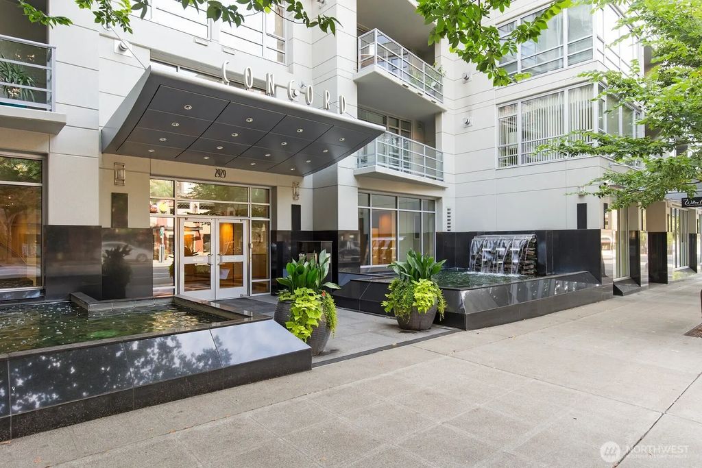 2929 1st Avenue 313, Seattle