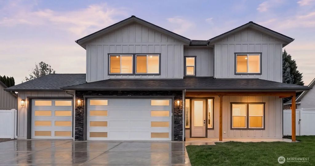 857 Ne Tyler Place, East Wenatchee