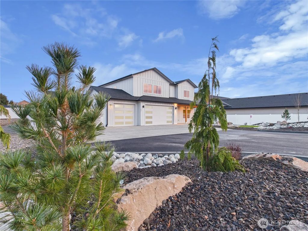 857 Ne Tyler Place, East Wenatchee