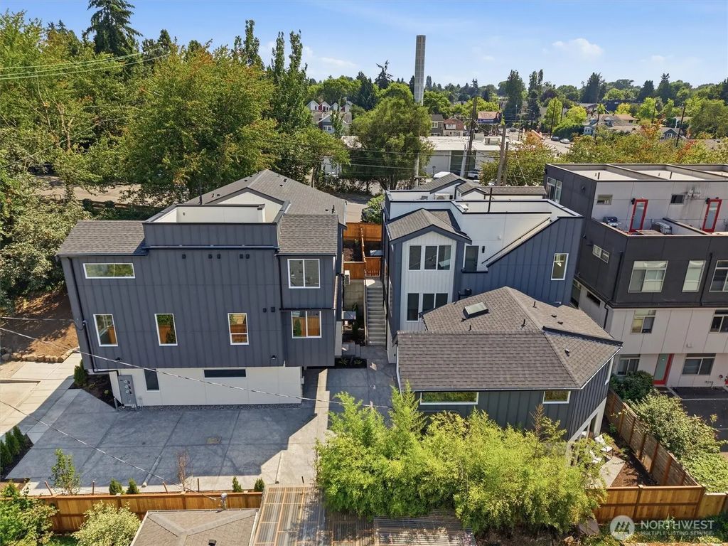 1407 29th Avenue B, Seattle