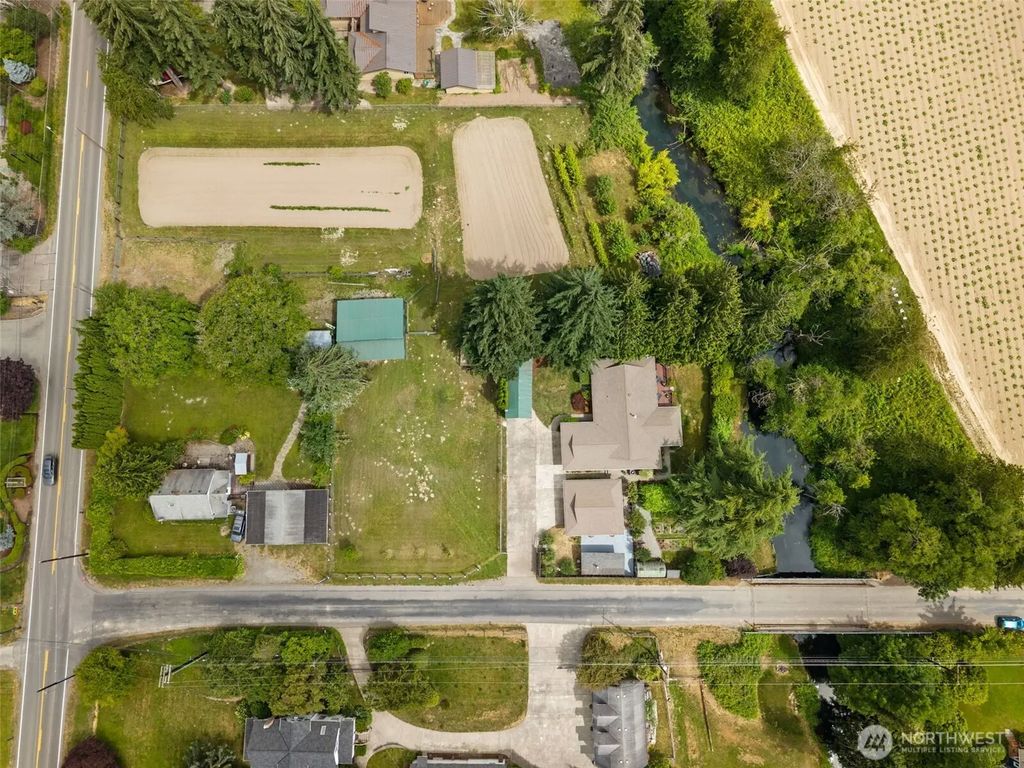 6717 56th Street E, Puyallup