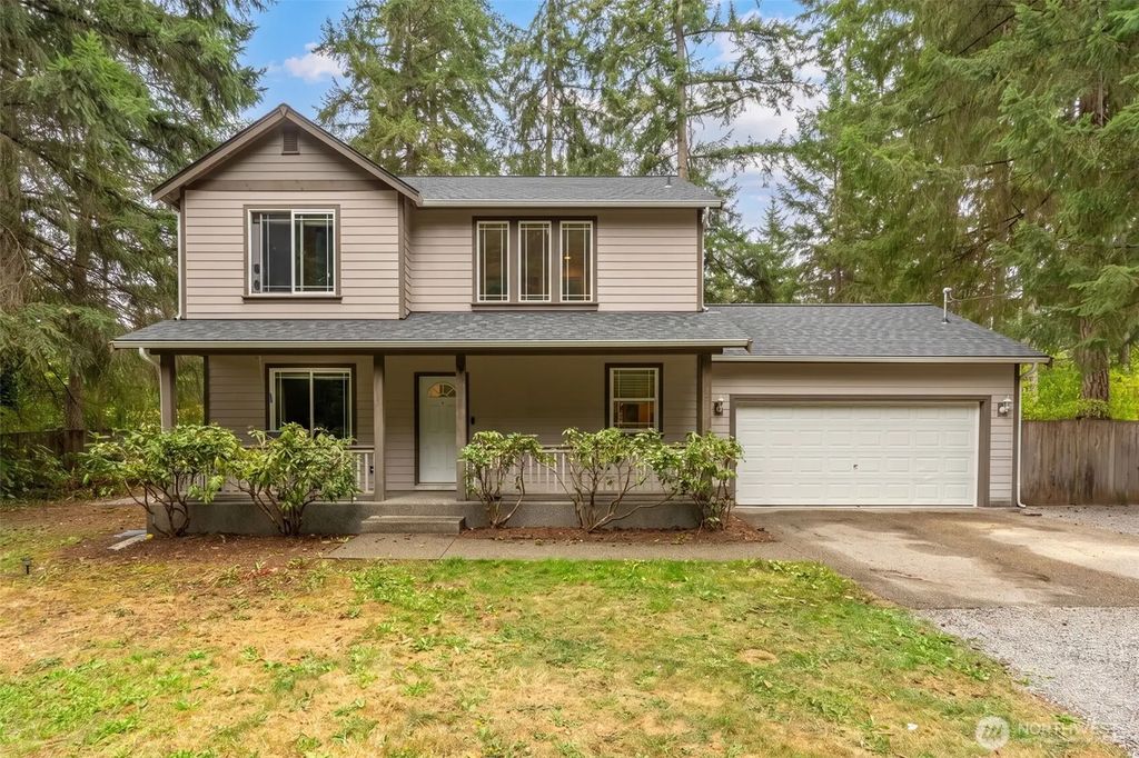 17015 Arborvitae Court Se, Yelm