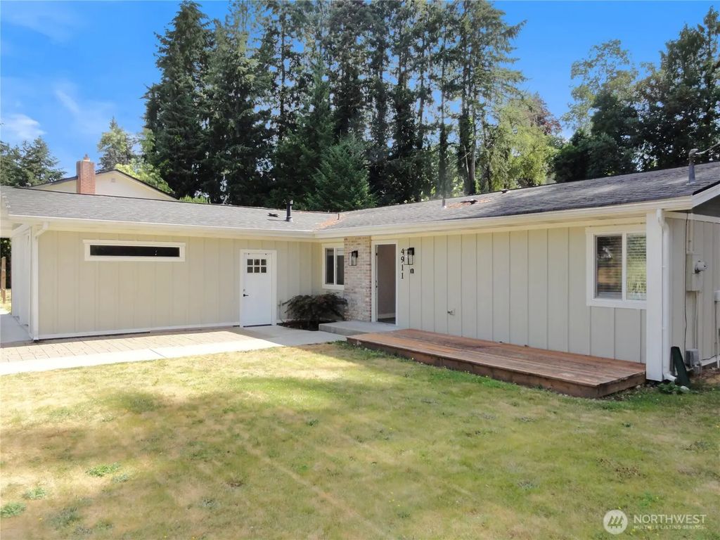 4911 64th Avenue W, University Place