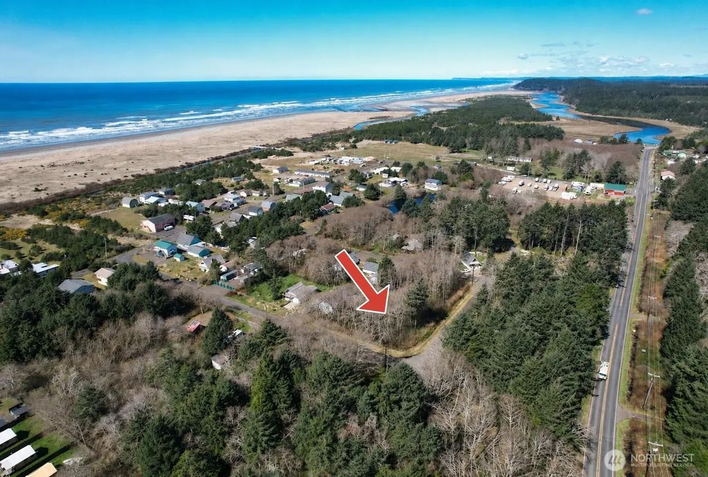 Woodland Lane, Copalis Beach