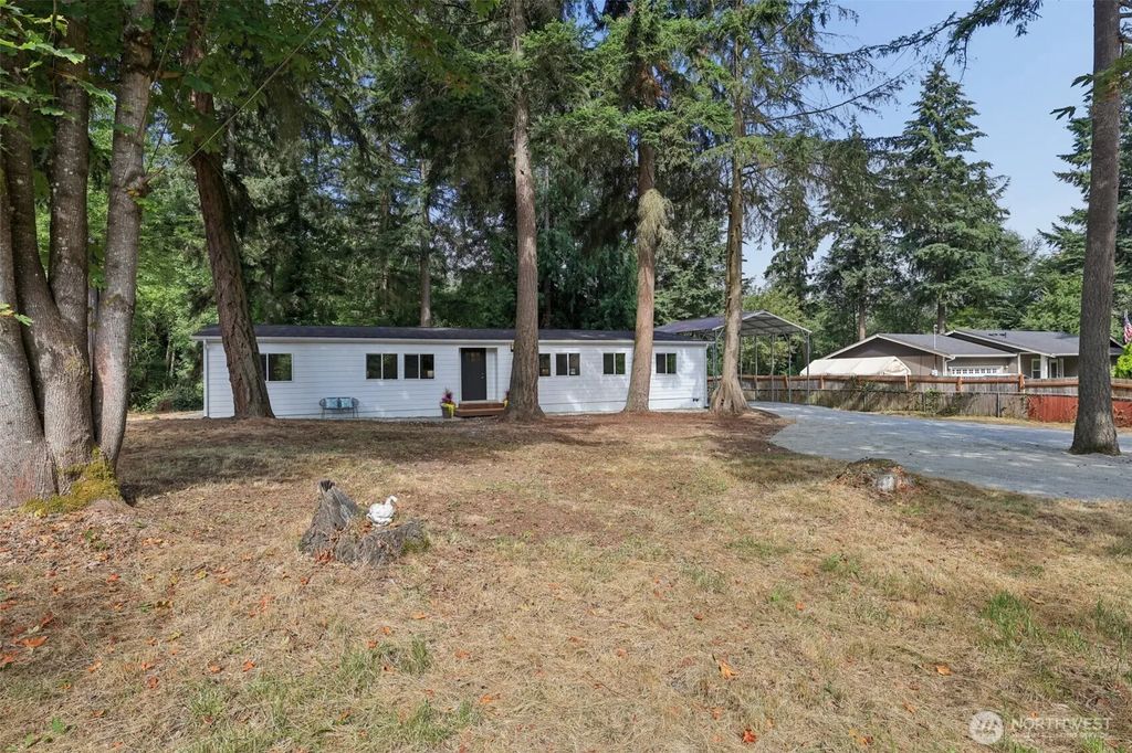 12312 58th Avenue E, Puyallup