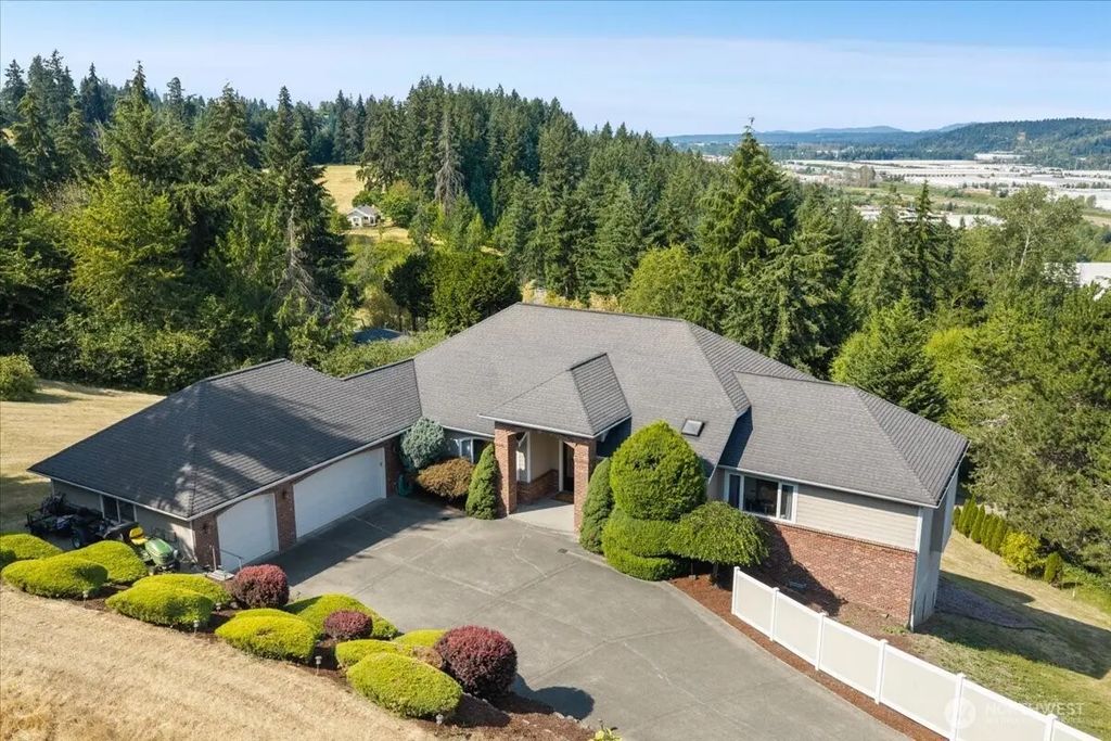 4804 131st Avenue Court E, Edgewood