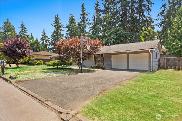 10301 Ne 136th Place, Kirkland