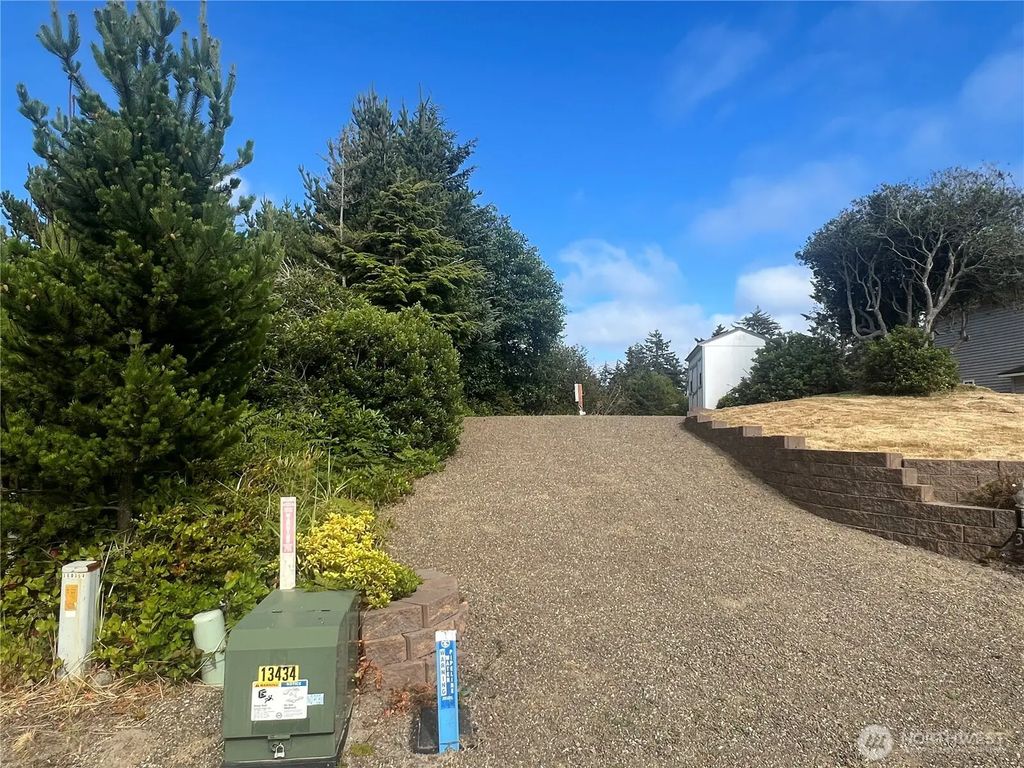 30508 K Place, Ocean Park