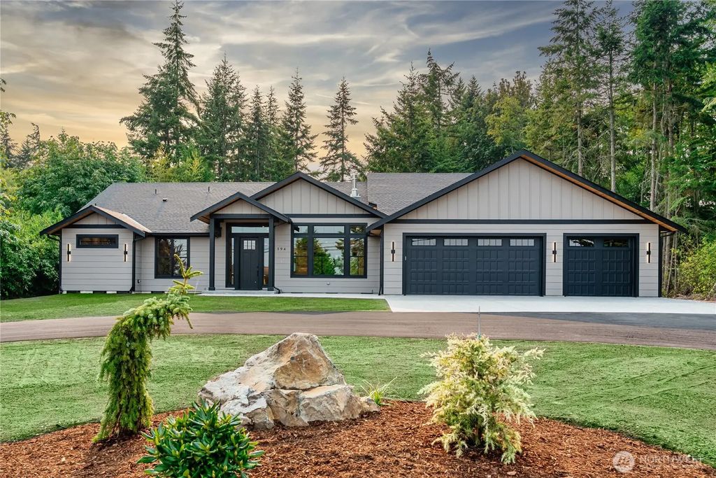 594 Michael Way, Camano Island