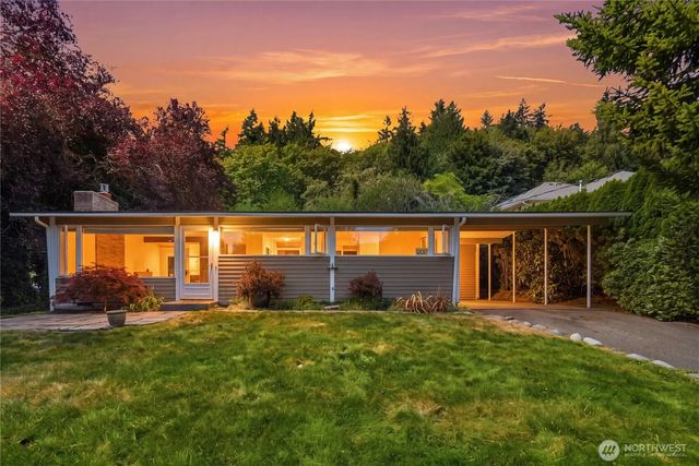 12017 93rd Avenue Ne, Kirkland