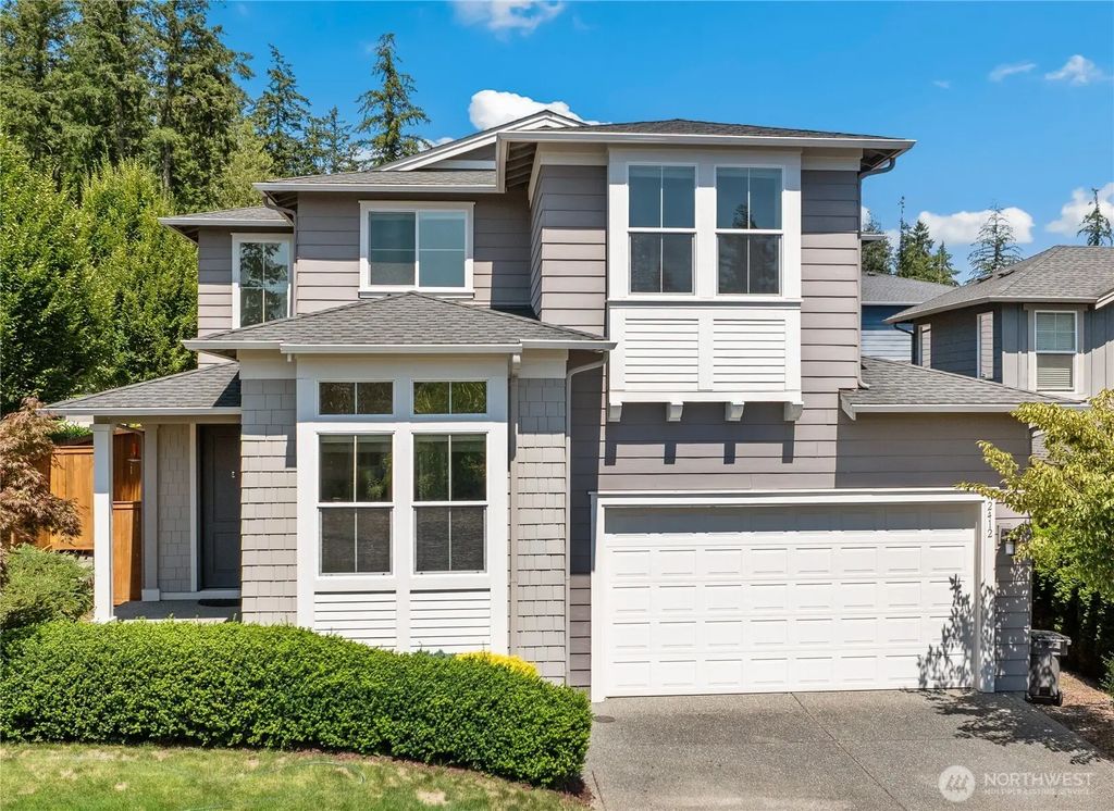 2412 Ne Boulderstone Court, Poulsbo