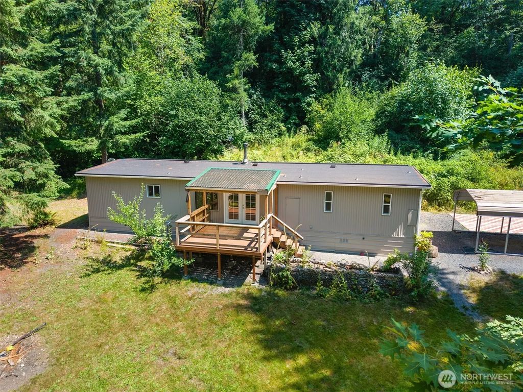 268 Hawkins Road S, Winlock