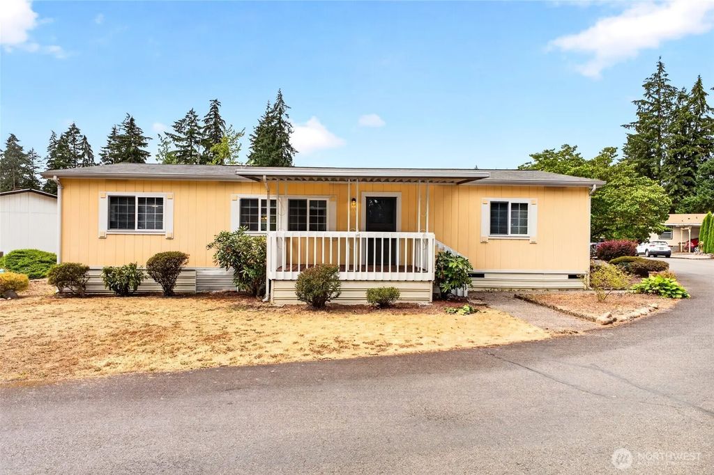 10110 192nd Street Ct E 66, Graham