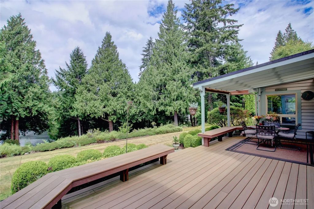 11 Whispering Cedars Court, Bellingham
