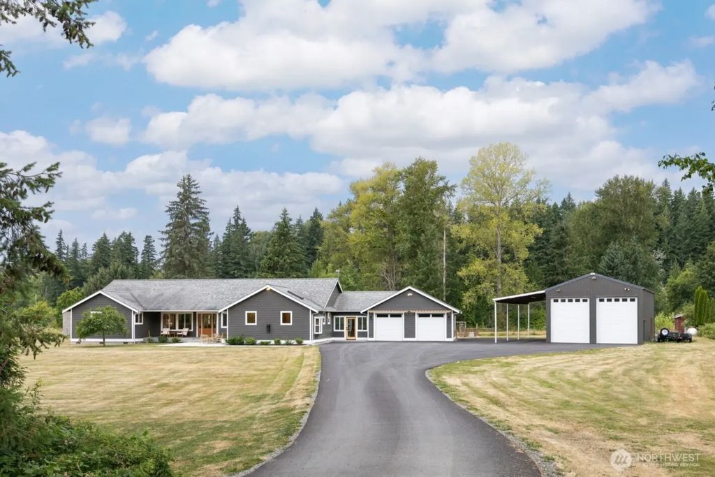 1188 Dewey Lane, Bellingham