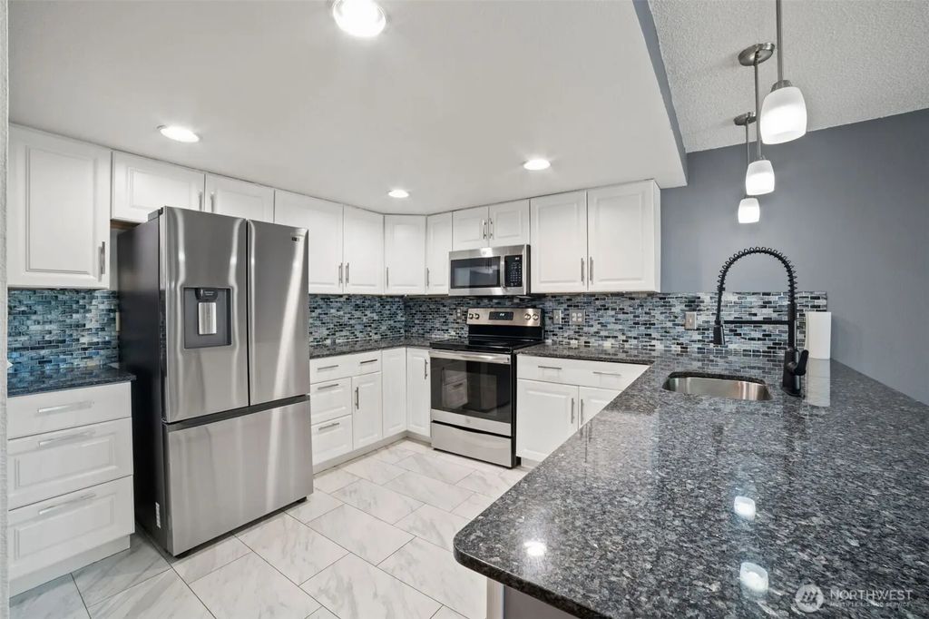 720 141st Lane Se 713, Bellevue