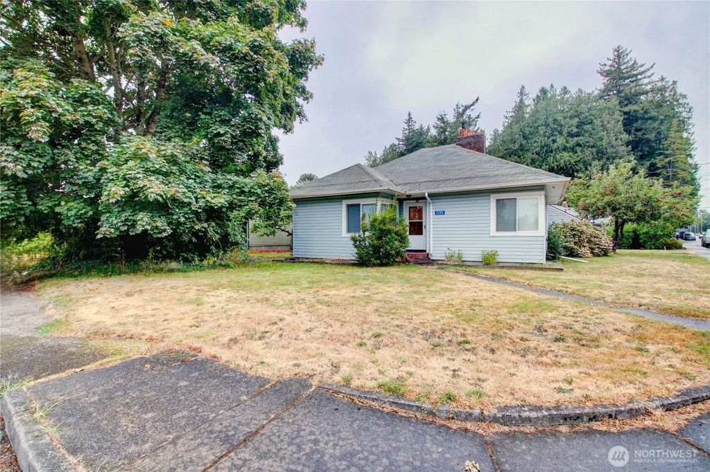 1135 E Orange Avenue, Burlington