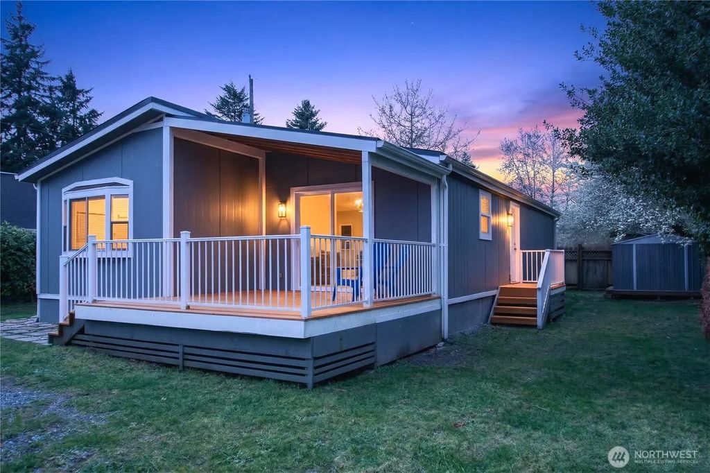 2424 S 130th Place, SeaTac
