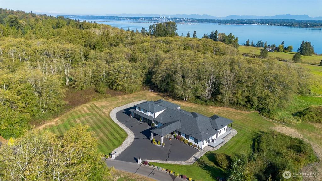 8660 Drayton View Lane, Blaine