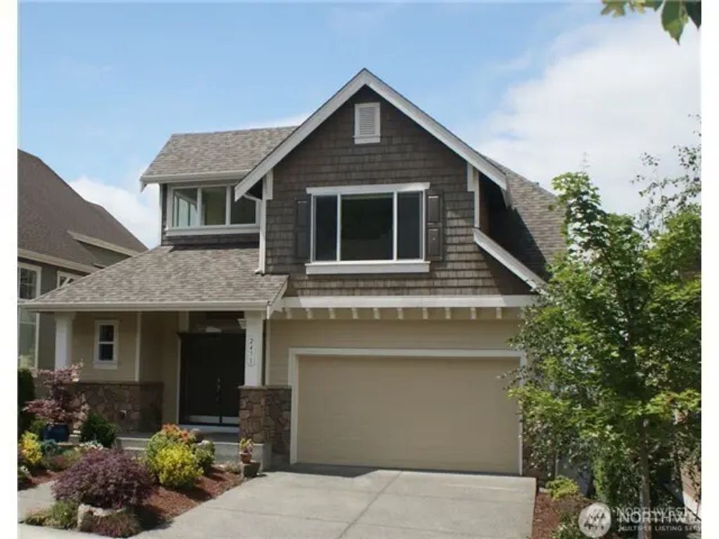 2471 34th Avenue Ne, Issaquah